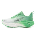 sports shoes 
