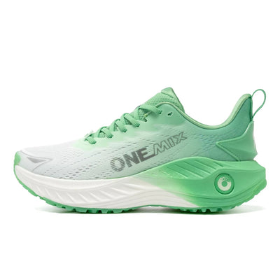 sports shoes 